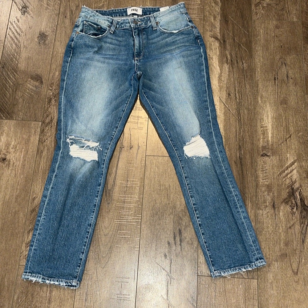 PAIGE "BRIGITTE" DISTRESSED JEANS SIZE 27